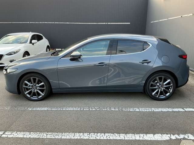 MAZDA3ファストバック1.8 XD プロアクティブ ツーリング セレクション  4WD