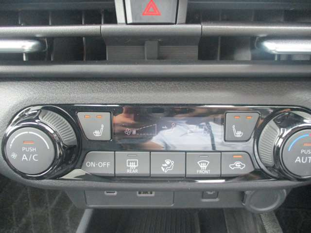 ノートオーラ1.2 G レザーエディション
