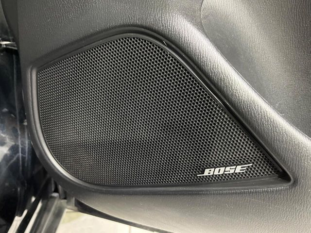 �yBOSE�T�E���h�V�X�e���z�[���̃i�r�@�\�͂������A���x�ȃ`���[�j���O�\�͂����ڂ���Ă���A�������ȉ��y�����y���݂��������܂���