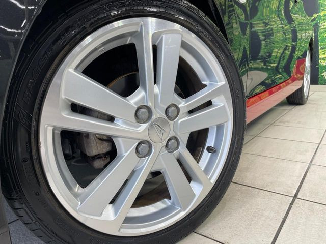 �y����16�C���`�A���~�z�C�[���z�O�ςɃ}�b�`���������A���~�z�C�[���𑕒����Ă���܂��B�e��ЊO�A���~�z�C�[����A�X�^�b�h���X�^�C�����戵�����Ă���܂��B���񂲑��k����������
