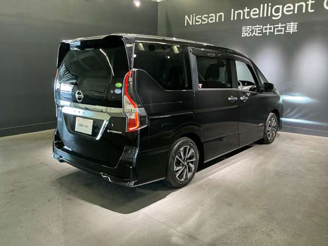 セレナ1.2 e-POWER ハイウェイスターV