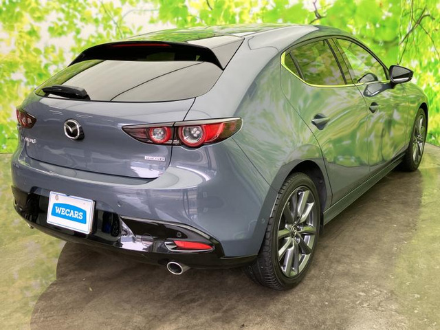 MAZDA3ファストバック1.8 XD バーガンディ セレクション