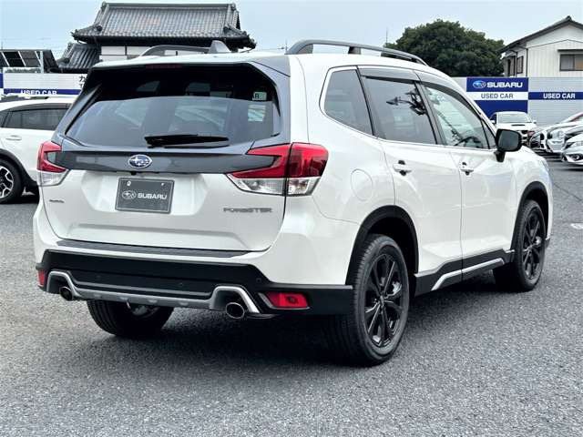 フォレスター1.8 スポーツ 4WD