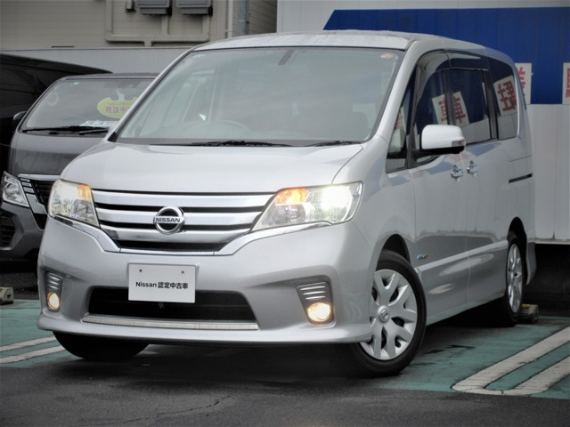 セレナ2.0 ハイウェイスター S-HYBRID Vセレクション