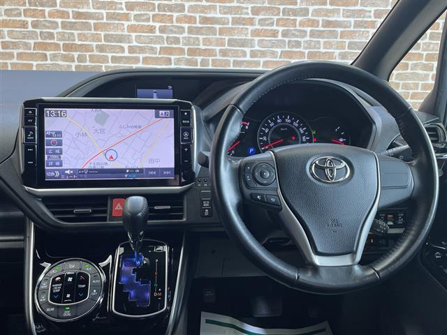 ヴォクシー2.0 ZS 煌