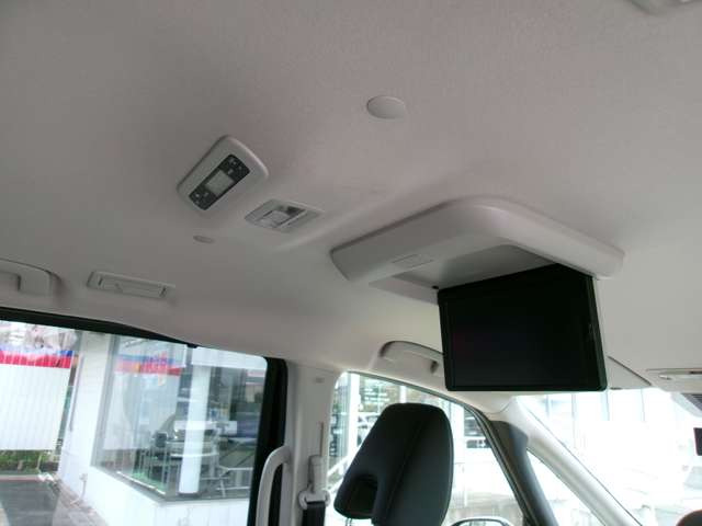 セレナ1.4 e-POWER ハイウェイスターV