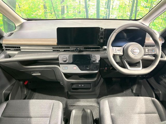 セレナ1.4 e-POWER ハイウェイスターV