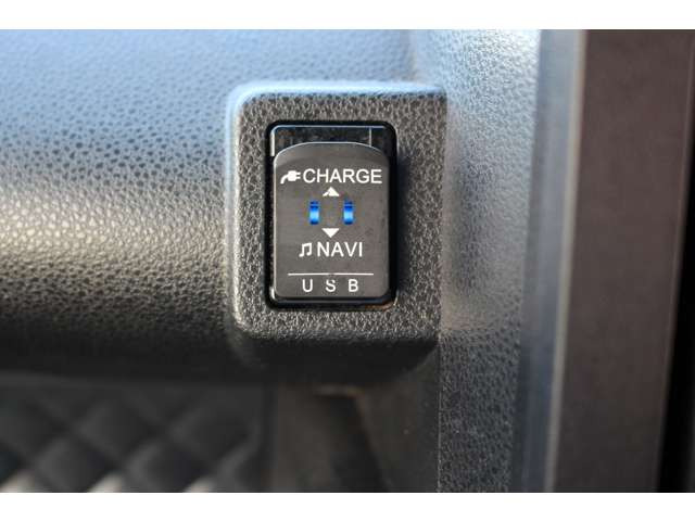 USB�|�[�g