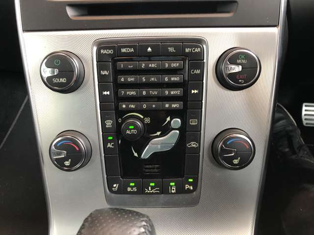 V60T4 Rデザイン
