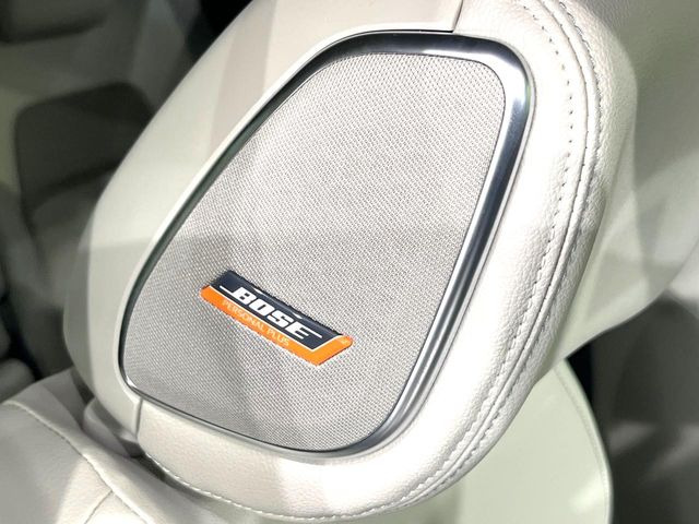 ノートオーラ1.2 G FOUR 4WD