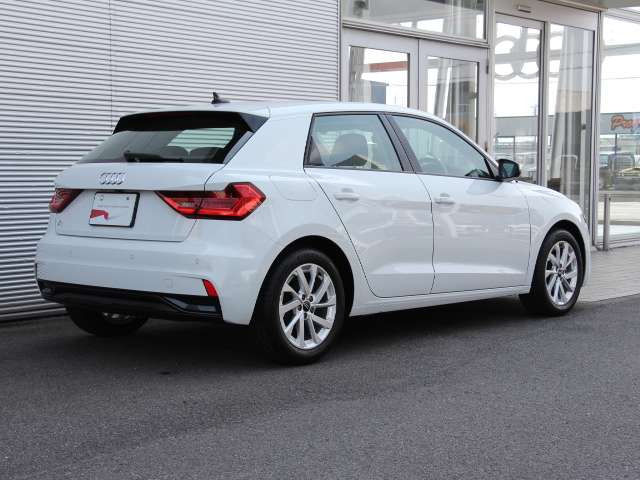 A1スポーツバック25 TFSI アドバンスド