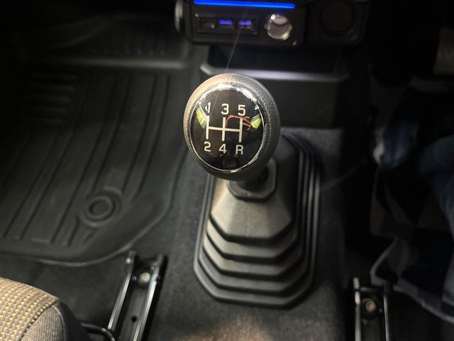 ジムニーXL 4WD