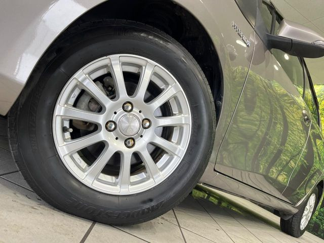 �y����14�C���`�A���~�z�C�[���z�O�ςɃ}�b�`���������A���~�z�C�[���𑕒����Ă���܂��B�e��ЊO�A���~�z�C�[����A�X�^�b�h���X�^�C�����戵�����Ă���܂��B���񂲑��k����������