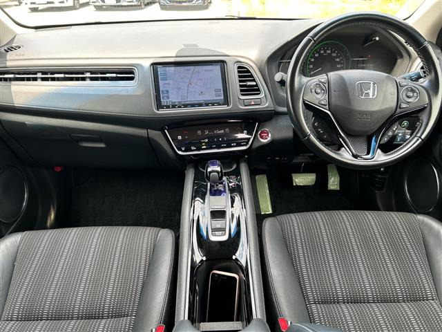 ヴェゼル1.5 ハイブリッド 4WD
