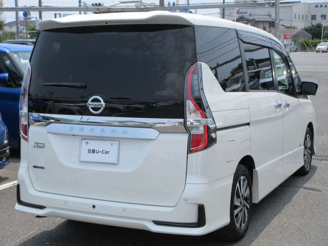 セレナ2.0 ハイウェイスターV