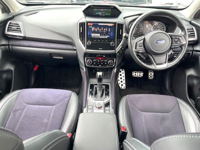 フォレスター1.8 スポーツ 4WD