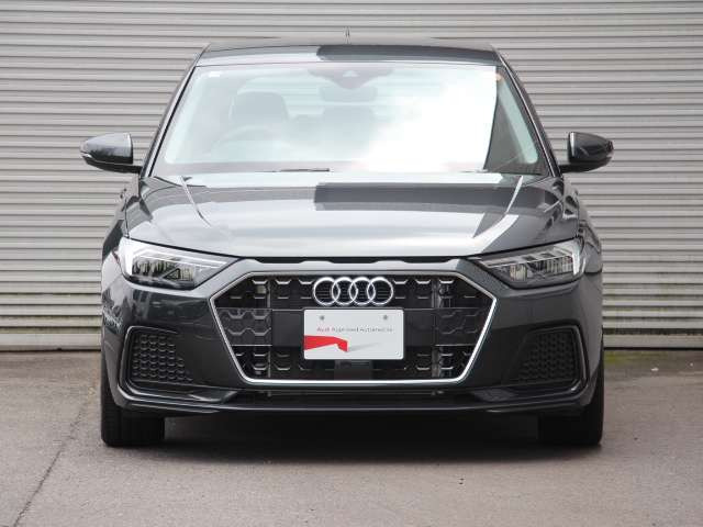 A1スポーツバック25 TFSI アドバンスド