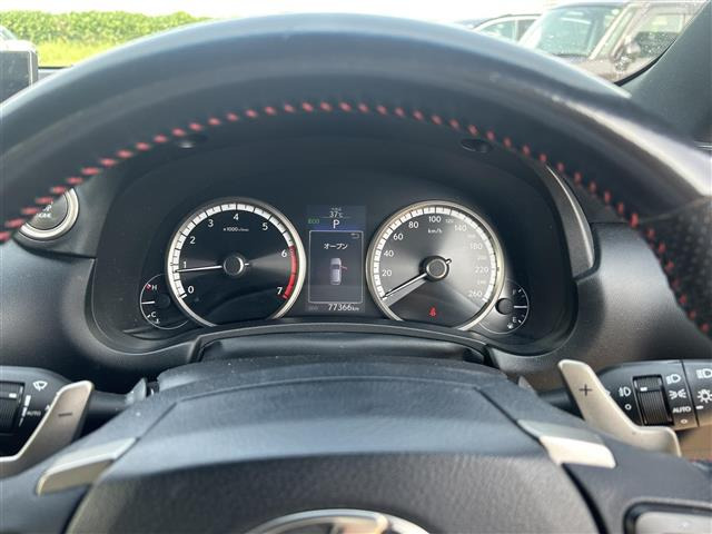 NX200t Fスポーツ