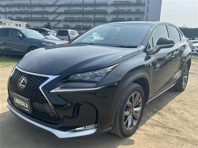 NX200t Fスポーツ