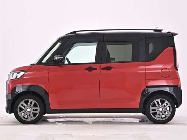 デリカミニG プレミアム 4WD