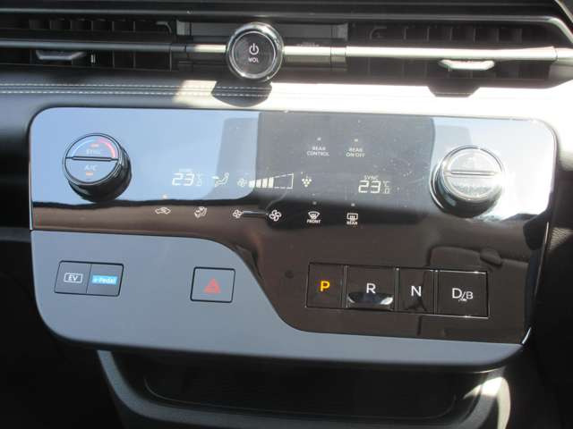 セレナ1.4 e-POWER ハイウェイスターV