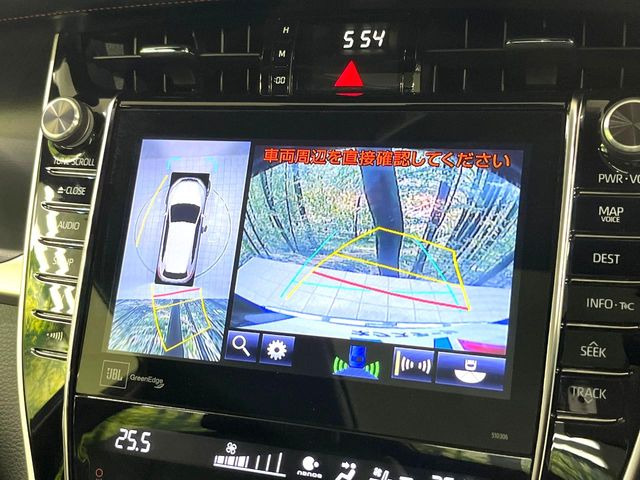 【パノラミックビューモニター】専用のカメラにより、上から見下ろしたような視点で360度クルマの周囲を確認することができます☆死角部分も確認しやすく、狭い場所での切り返しや駐車もスムーズに行えます。