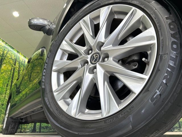 �y����19�C���`�A���~�z�C�[���z�O�ςɃ}�b�`���������A���~�z�C�[���𑕒����Ă���܂��B�e��ЊO�A���~�z�C�[����A�X�^�b�h���X�^�C�����戵�����Ă���܂��B���񂲑��k����������