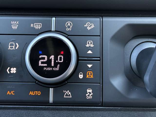 ディフェンダー110 カルパチアン エディション 5.0L P525 4WD