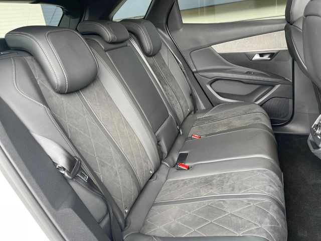 �����:��l����Ԃ��Ă��������������Ȃ��قǁA�������L�X���Ă���܂��B