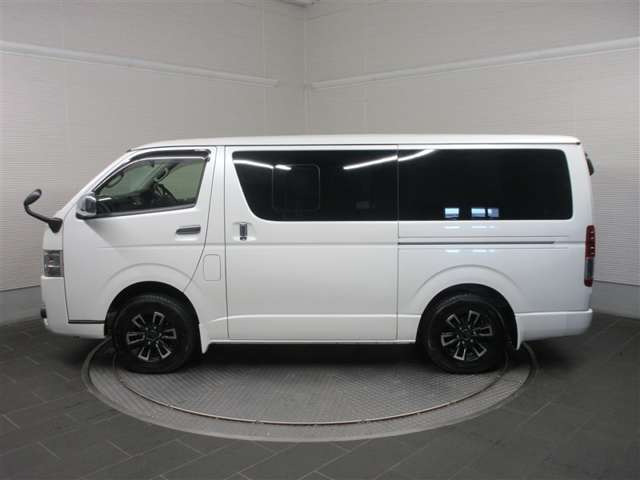 ハイエースバン2.8 スーパーGL ダークプライム ロング ディーゼル 4WD