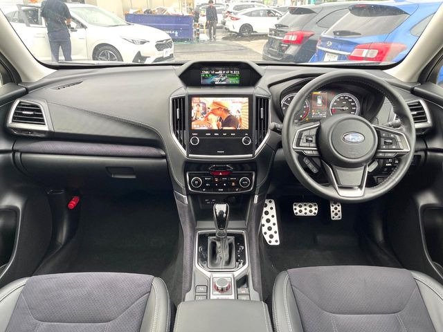 フォレスター1.8 スポーツ 4WD