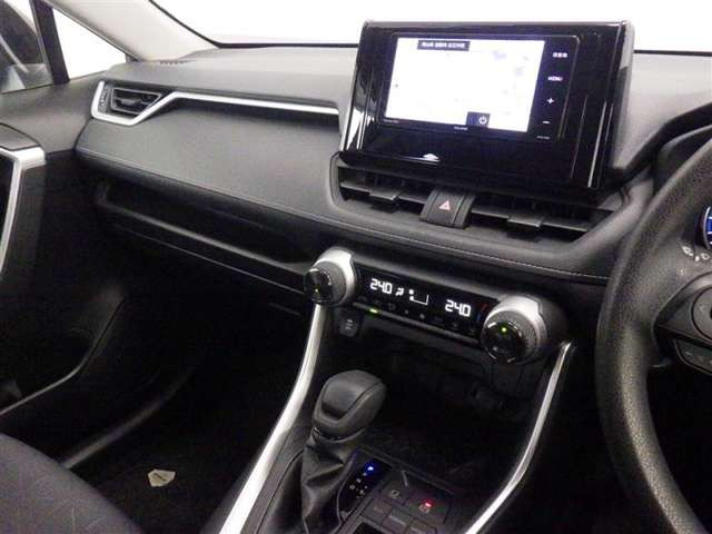 RAV42.5 ハイブリッド X