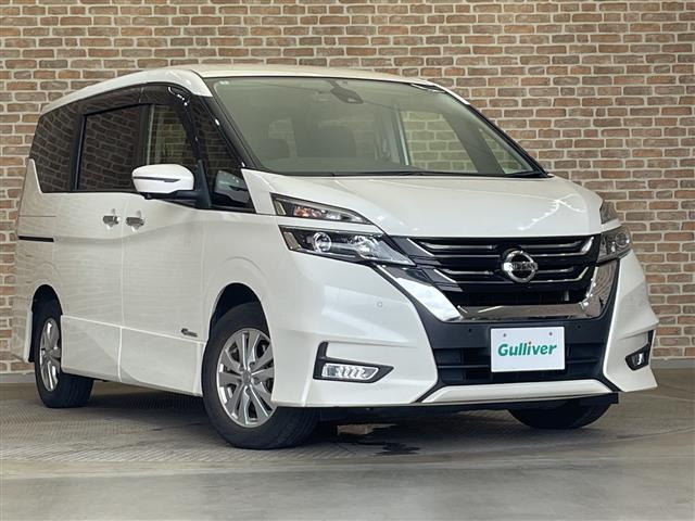 セレナ2.0 ハイウェイスター Vセレクション 4WD
