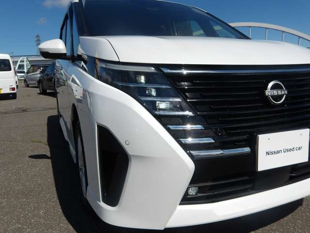 セレナ2.0 ハイウェイスターV Vセレクション 4WD