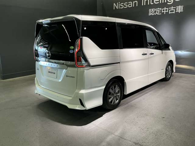 セレナ1.2 e-POWER ハイウェイスターV