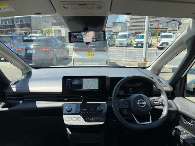 セレナ1.4 e-POWER ハイウェイスターV