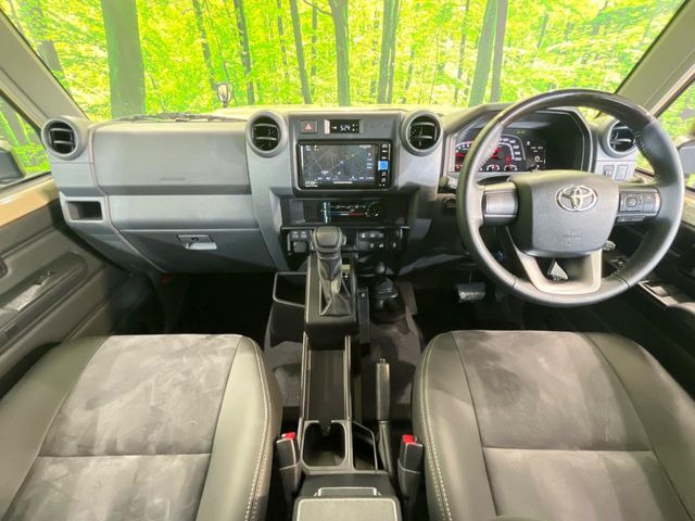 ランドクルーザー702.8 AX ディーゼル 4WD