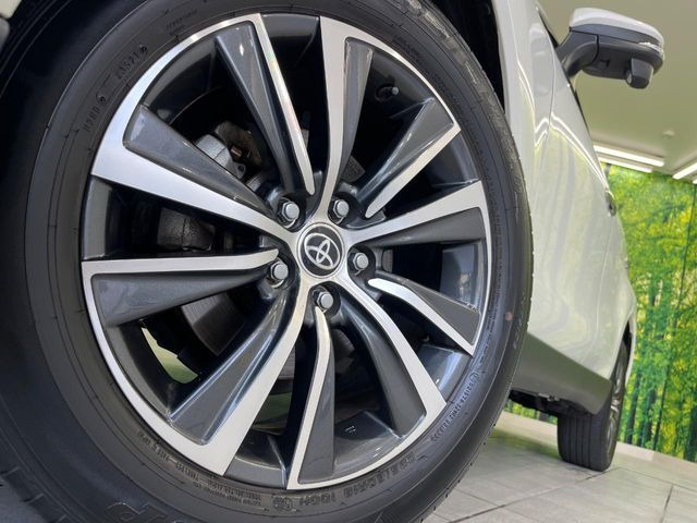 �y����18�C���`�A���~�z�C�[���z�O�ςɃ}�b�`���������A���~�z�C�[���𑕒����Ă���܂��B�e��ЊO�A���~�z�C�[����A�X�^�b�h���X�^�C�����戵�����Ă���܂��B���񂲑��k����������