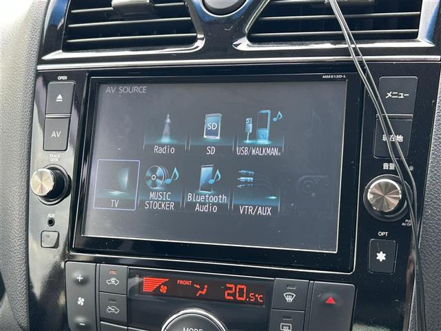 セレナ2.0 ハイウェイスター Vセレクション+Safety II S-HYBRID