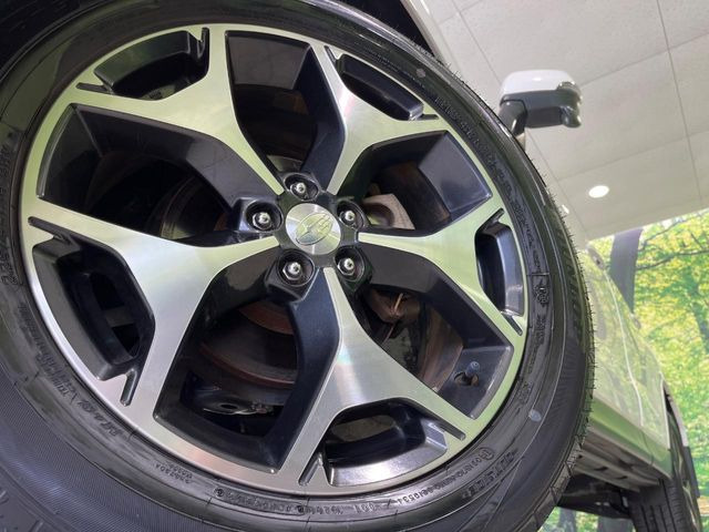 �y�O���[�h��p����18�C���`�A���~�z�C�[���z�f�U�C�����̍��������A���~�z�C�[���𑕒����Ă���܂��B�e��ЊO�A���~�z�C�[����A�X�^�b�h���X�^�C�����戵�����Ă���܂��B���񂲑��k����������