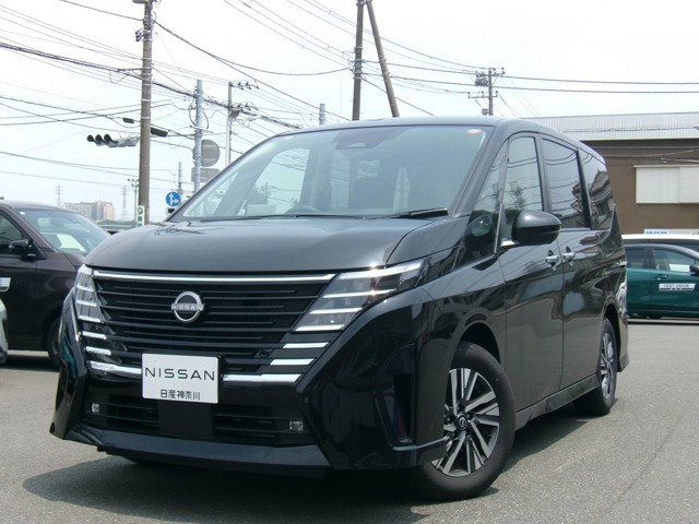 セレナ1.4 e-POWER ハイウェイスターV