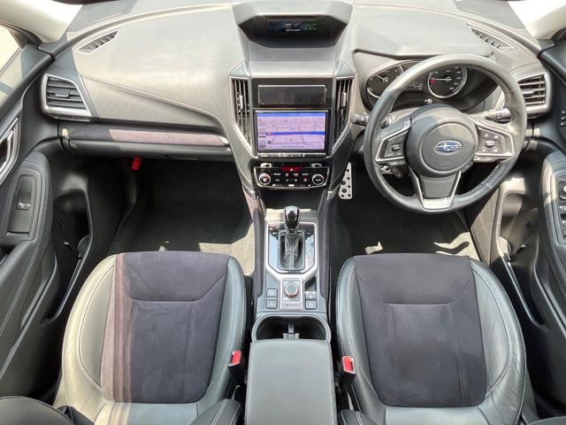フォレスター1.8 スポーツ 4WD
