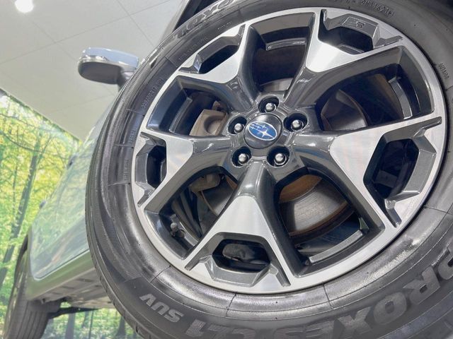�y����17�C���`�A���~�z�C�[���z�O�ςɃ}�b�`���������A���~�z�C�[���𑕒����Ă���܂��B�e��ЊO�A���~�z�C�[����A�X�^�b�h���X�^�C�����戵�����Ă���܂��B���񂲑��k����������