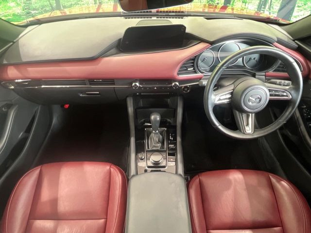 MAZDA3ファストバック2.0 20S バーガンディ セレクション