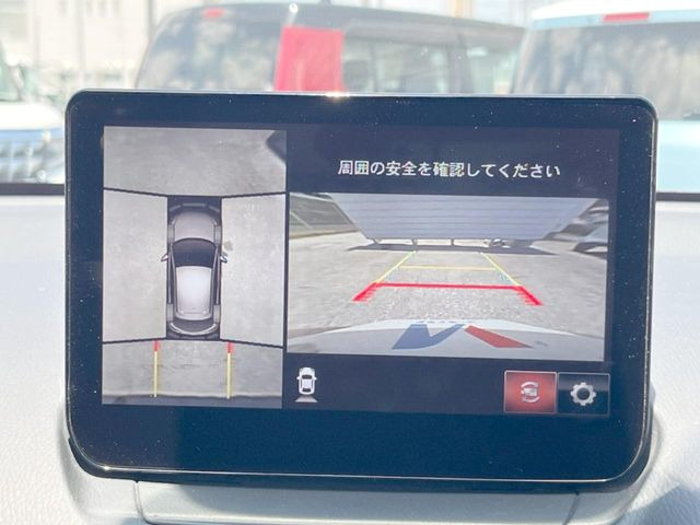 �y360&deg;�r���[���j�^�[�z��p�̃J�����ɂ��A�ォ�猩���낵���悤�Ȏ��_��360�x�N���}�̎��͂��m�F���邱�Ƃ��ł��܂������p�������m�F���₷���A�����ꏊ�ł̐؂�Ԃ��⒓�Ԃ��X���[�Y�ɍs���܂��B