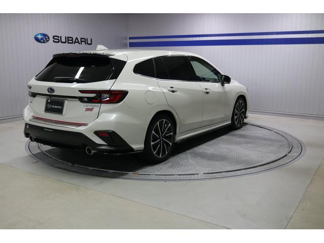 レヴォーグ1.8 STI スポーツ EX 4WD