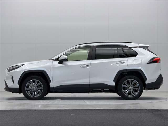 RAV42.5 ハイブリッド G E-Four 4WD