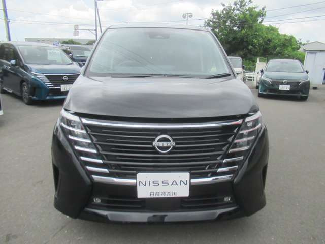 セレナ1.4 e-POWER ハイウェイスターV