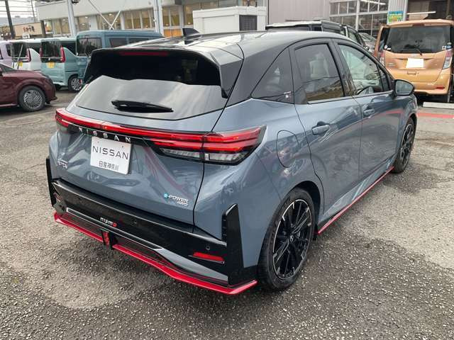 ノートオーラ1.2 NISMO チューンド e-POWER 4WD