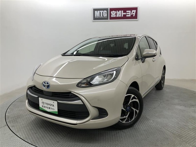 アクア1.5 G E-Four 4WD